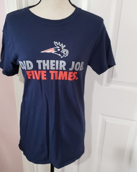 Gildan Tops - NEW ENGLAND PATRIOTS SHIRT